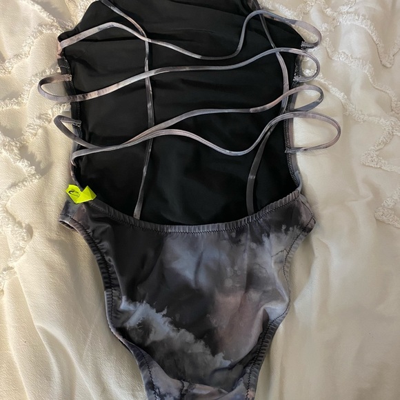 archipelago batten one piece - Picture 2 of 5